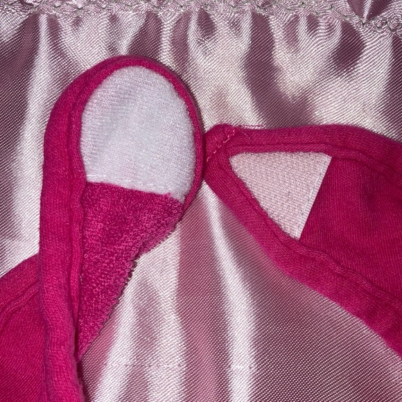 Bib - Picture 3 of 3